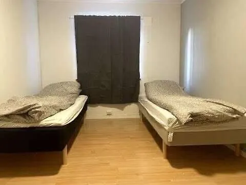 Med 3 Soverom Sentralt I *